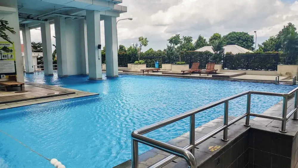 Cozy And Comfort 1Br With Walk In Closet At Pakubuwono Terrace Apartment