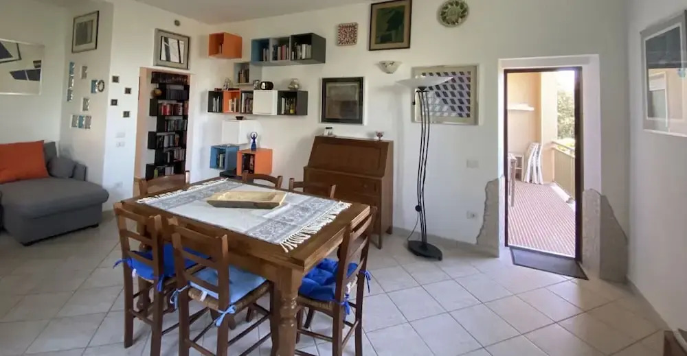Villa Papini Seafront With 3 Apartments and Garden-rif Papi