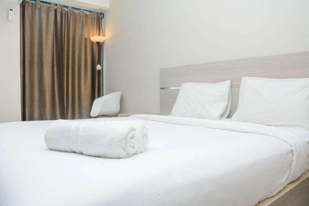 Premium and Comfy Studio Apartment @ Grand Kamala Lagoon By Travelio