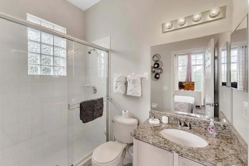 904 Lockbreeze Drive Davenport, 4bed