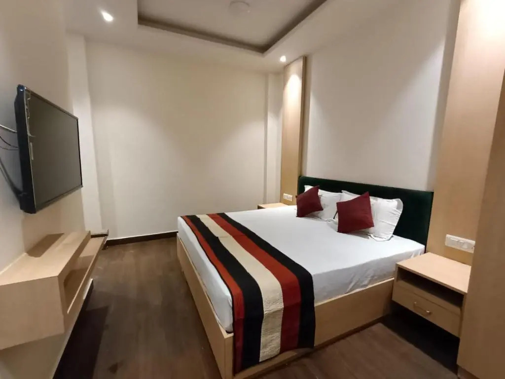 Hotel Dua Grand by Sonachi- 500M From Golden Temple