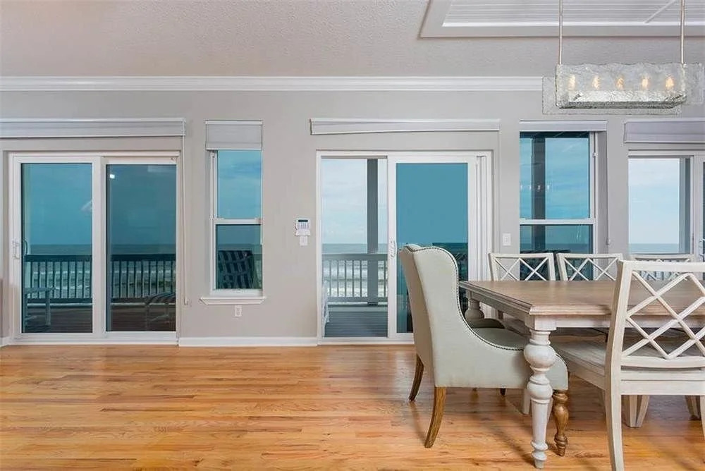 High Tide by Distinctive Beach Rentals