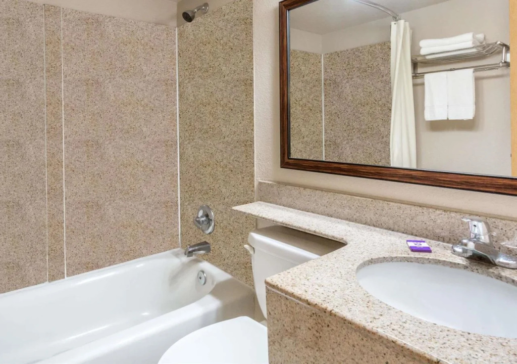 Breeze Inn & Suites, Virginia Beach