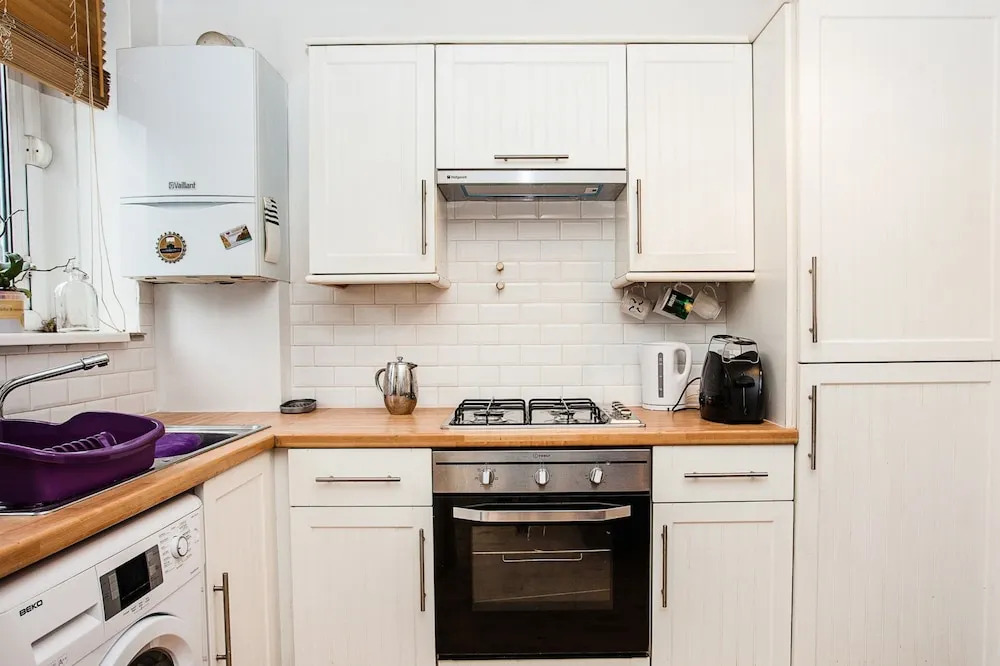 Fantastically Located 1 Bed Near Waterloo Station