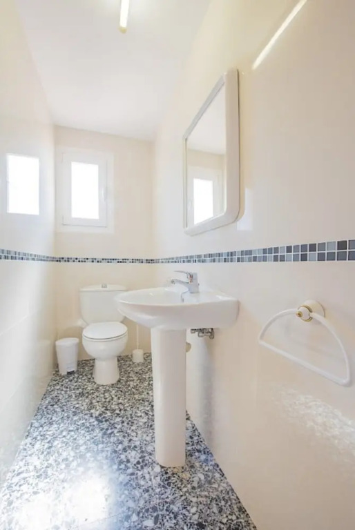 Villa - 3 Bedrooms with Pool and WiFi - 105022