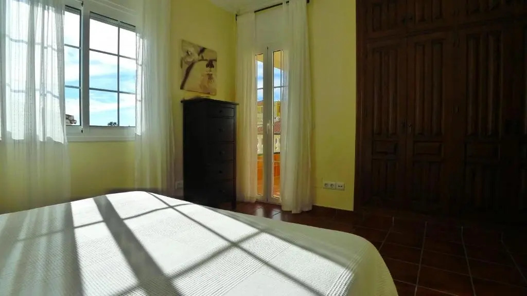 R1044 - Villa Karina