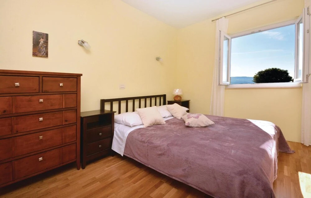 Beautiful Home in Split With Wifi and 2 Bedrooms