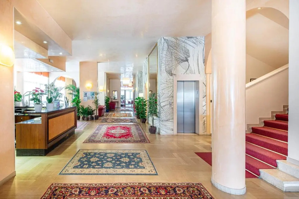 Hotel Royal