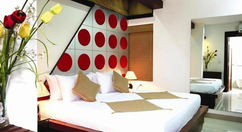 Krishinton Suites