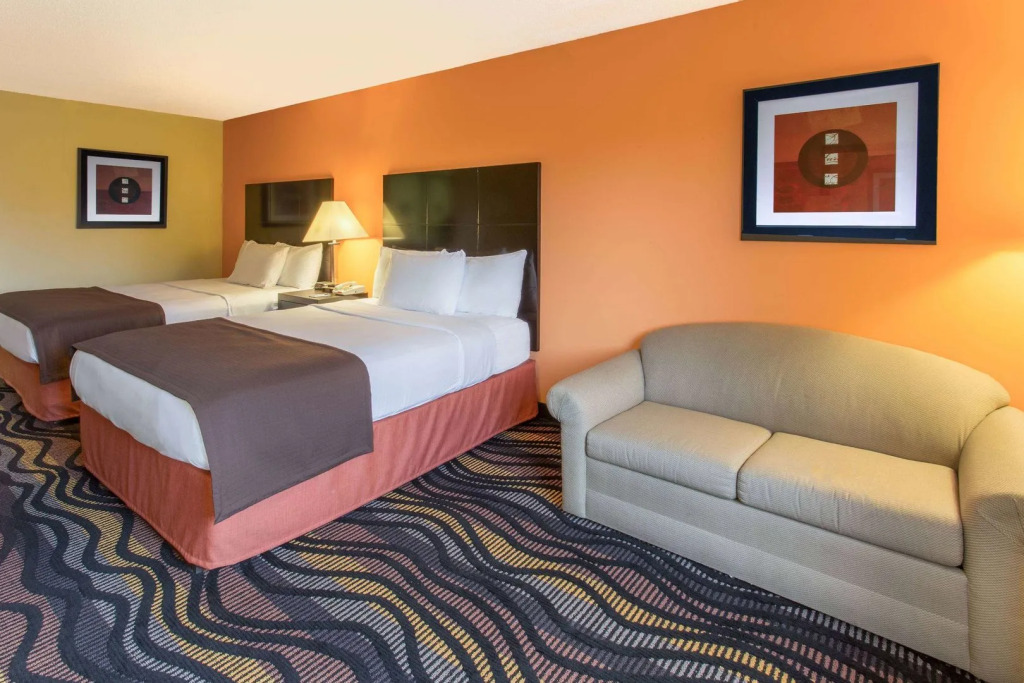 AmericInn by Wyndham Streator