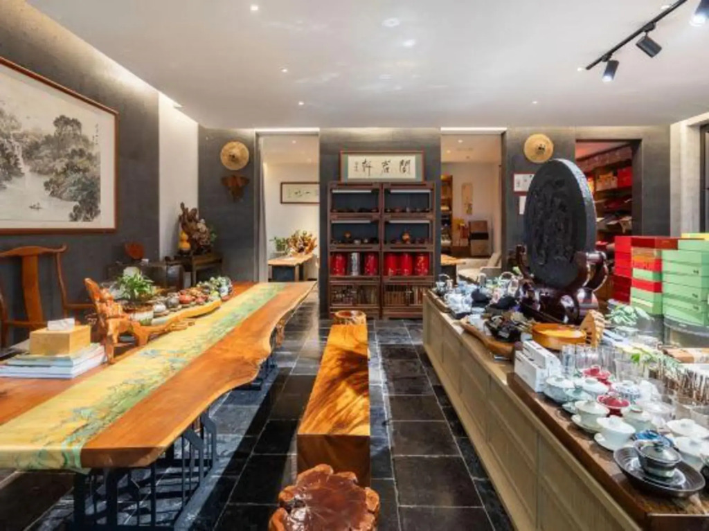 Shiyan Jiahua Holiday Hotel (Wuyan Shopping Mall People's Hospital Branch)