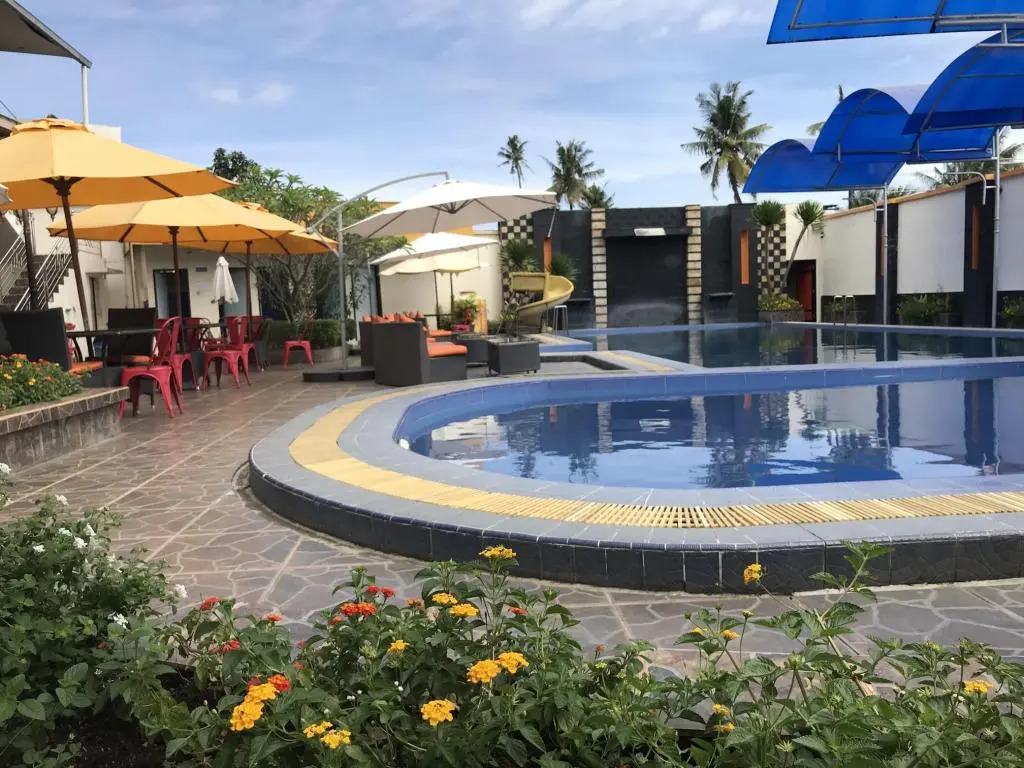 Grand Sari Hotel