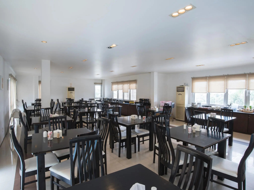 BS Premier Airport Hotel