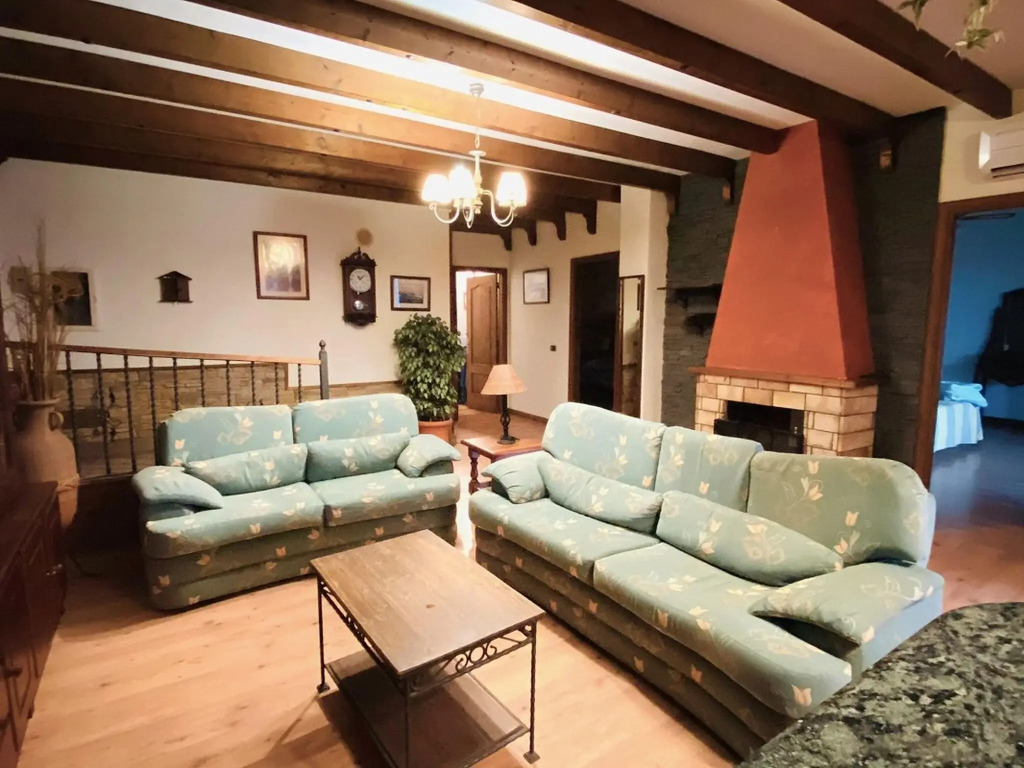 Tasteful holiday home in Adeje with hot tub
