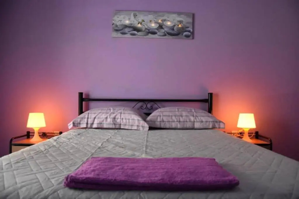 Colourful Apartment in AthensCity 1min from Subway