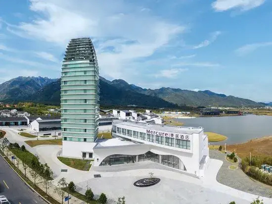 Huangshan Xianju Hotel