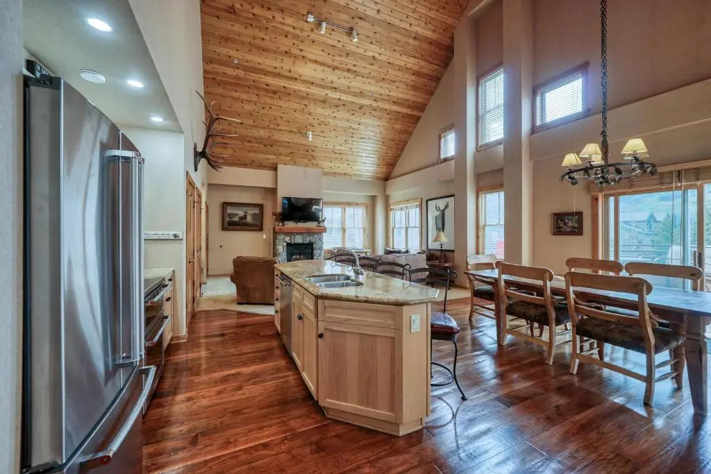 BLCD2 Buffalo Lodge 2 bed 2 bath