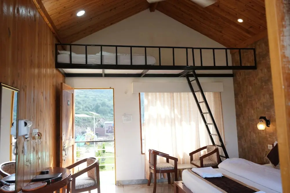 Resort Prakriti Unwind