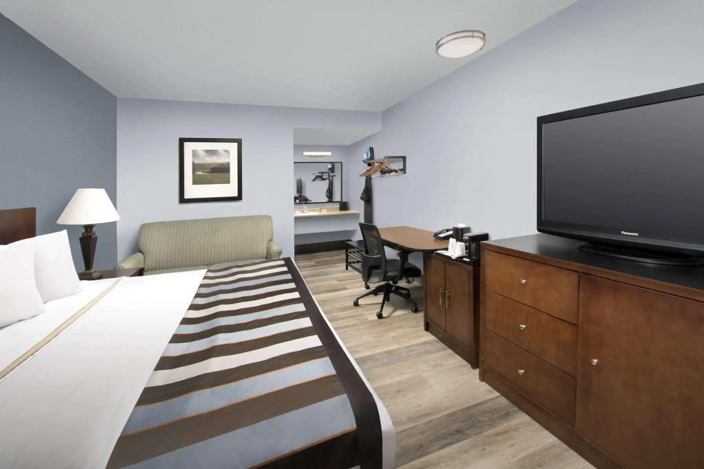 Ivy City Hotel