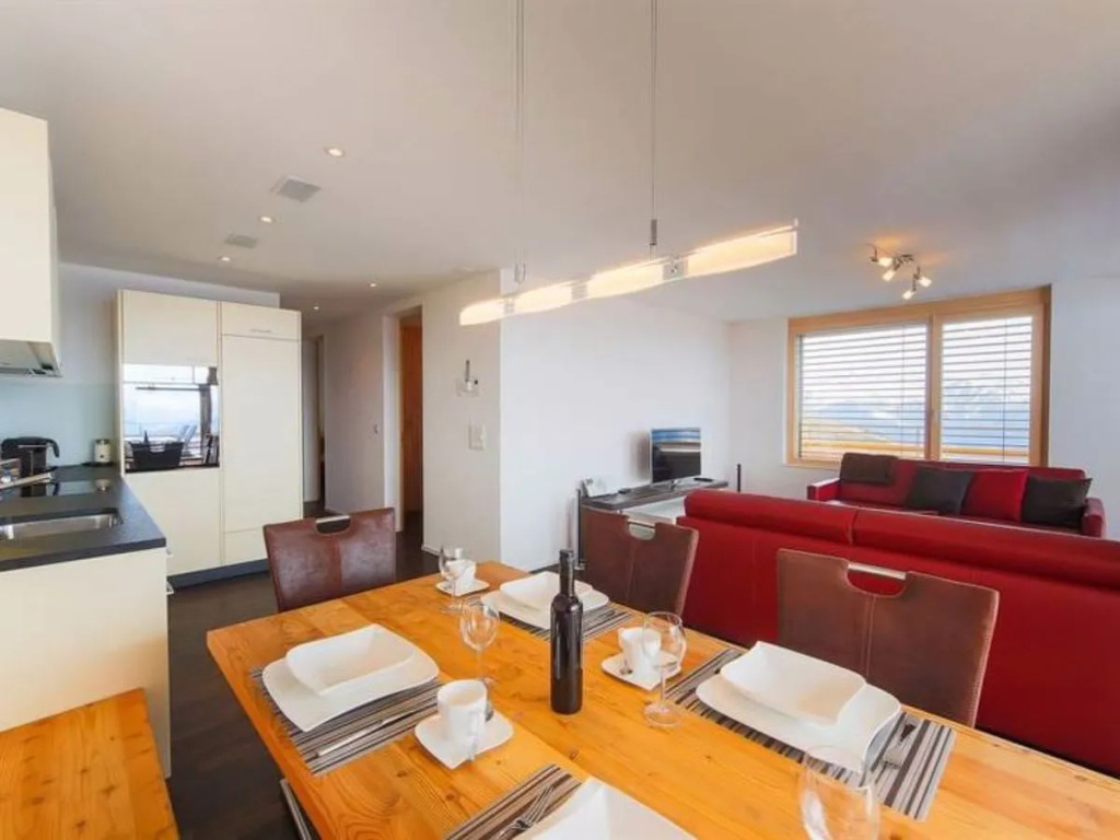 Apartmenthaus Riederhoru A 1. OG Ost
