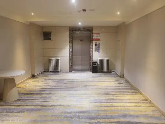 Jiadun Holiday Hotel
