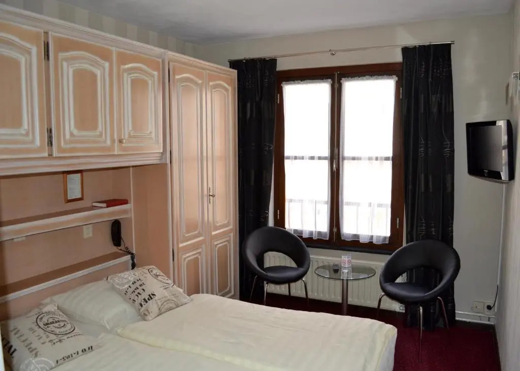 Hostellerie Valckenborgh - City centre & Parking