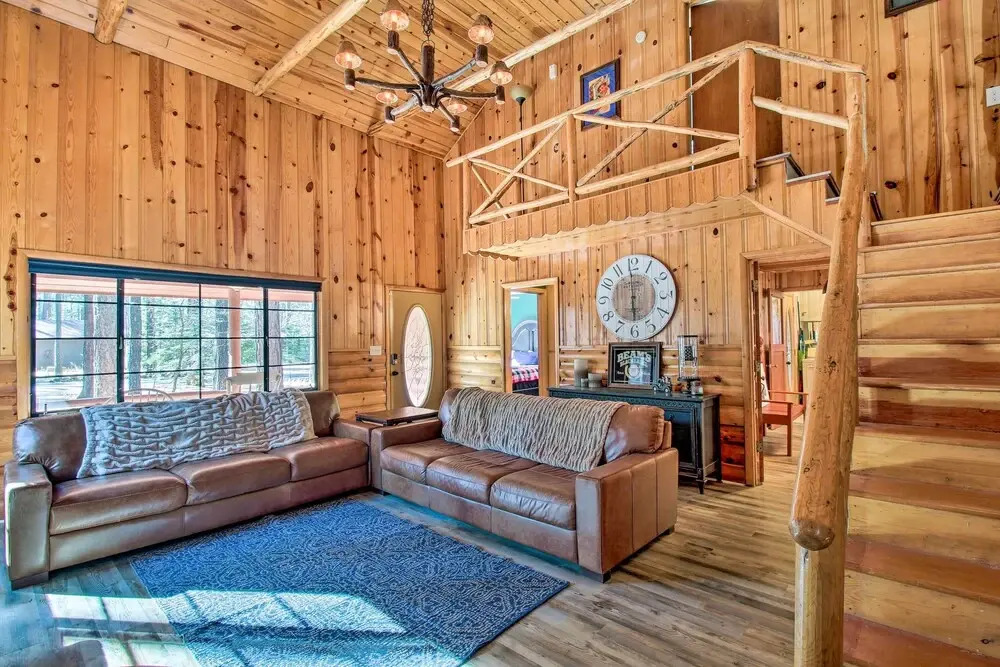 Furnished Patio & Fire Pit: Pinetop Cabin