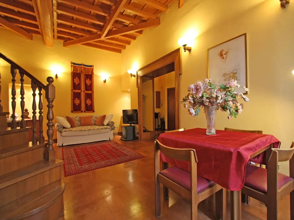 Travel & Stay - Gesù 2