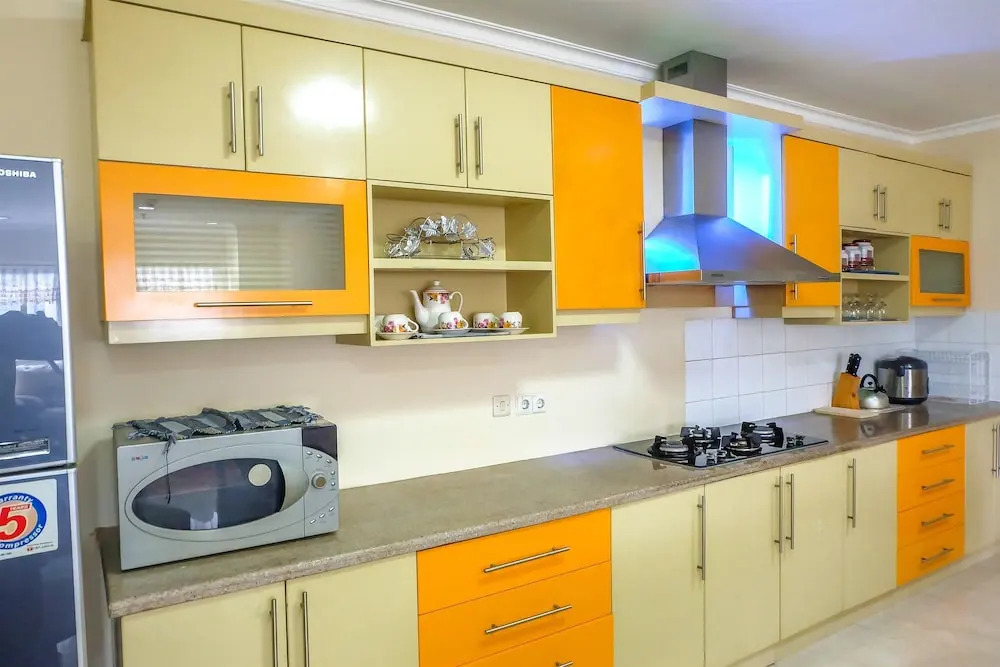 3 Bedroom Permata Senayan Apartment By Travelio