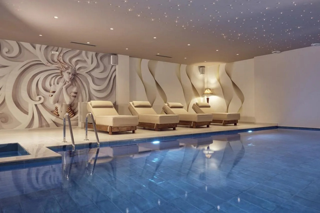 Golden Sun Resort