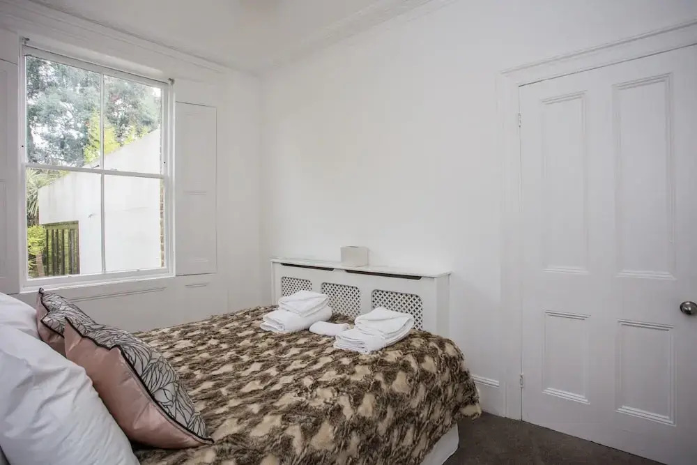 Stunning 3 Bedroom House in Clapham Manor
