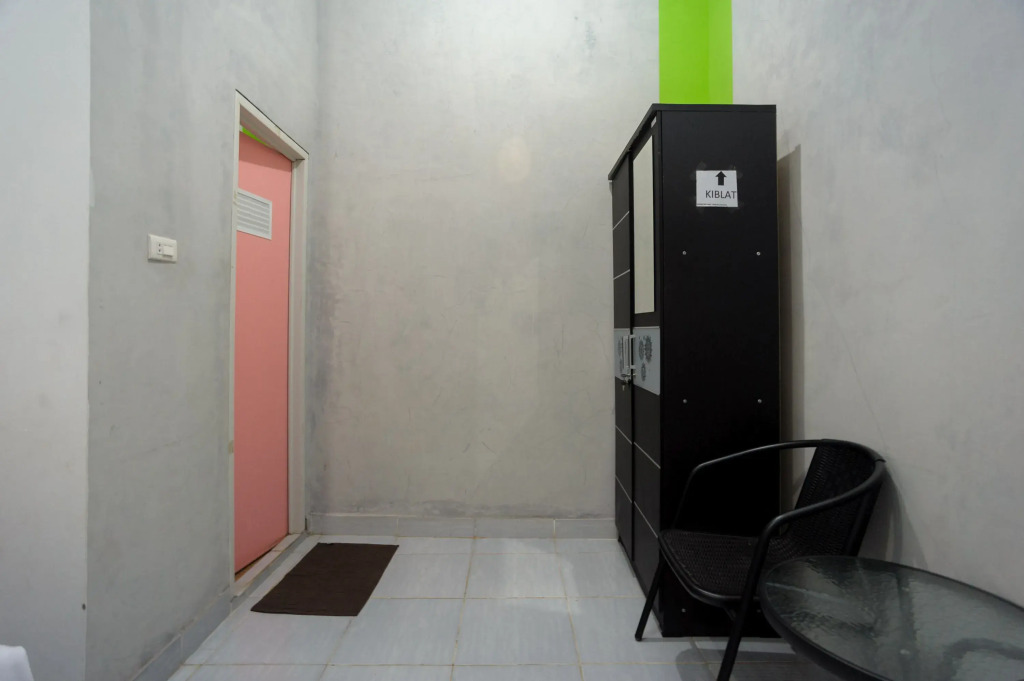RedDoorz Syariah near RS Advent Bandar Lampung