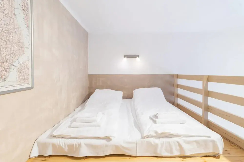 Budget Apartment by Hi5-Kiraly 99