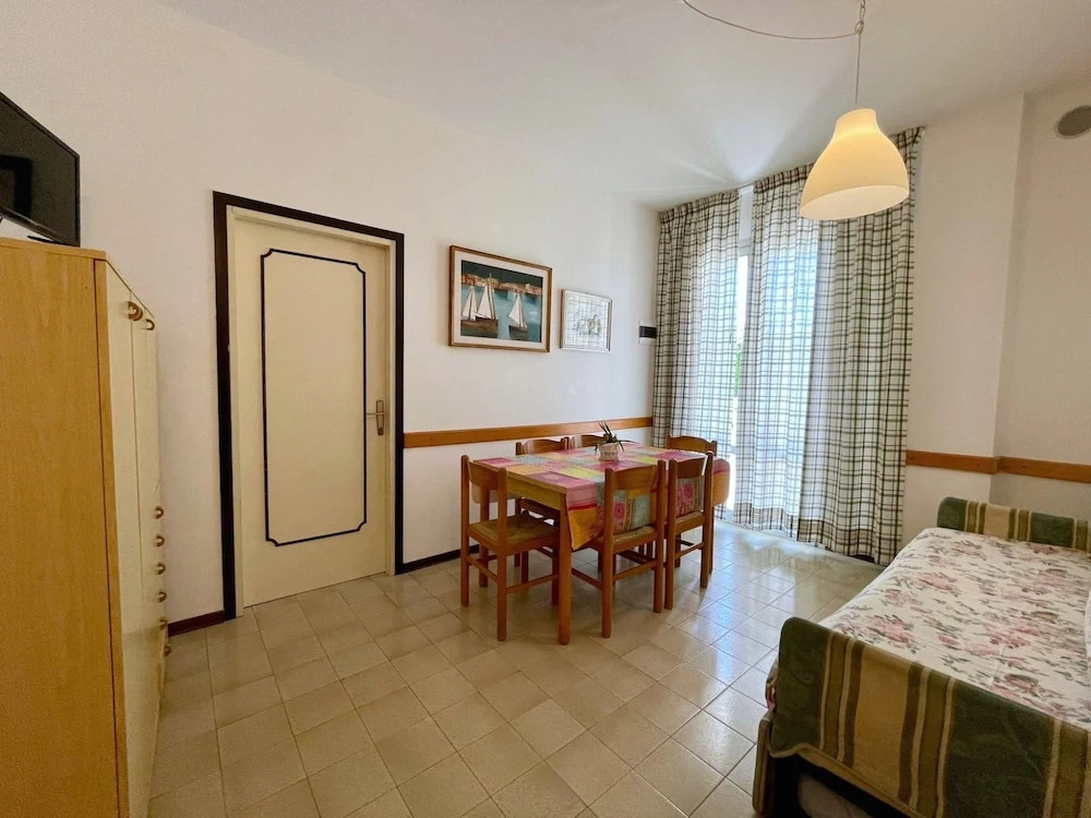 Homely Apartment With Shared Pool