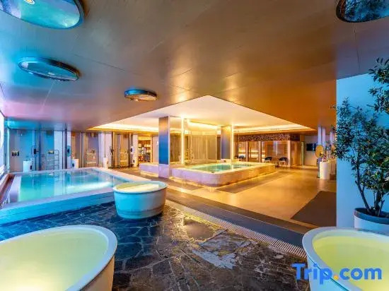 Shuigui Movie Hot Spring Hotel