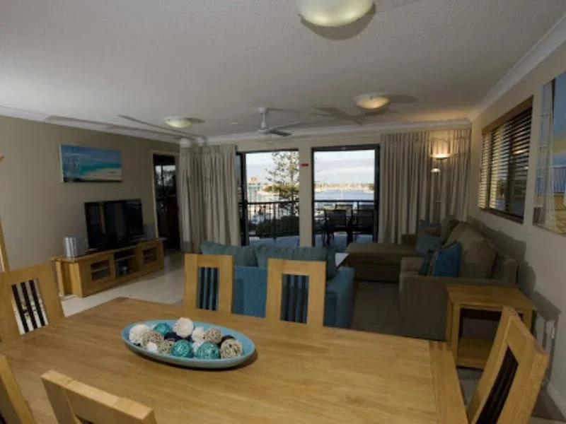 Riverdance Apartments