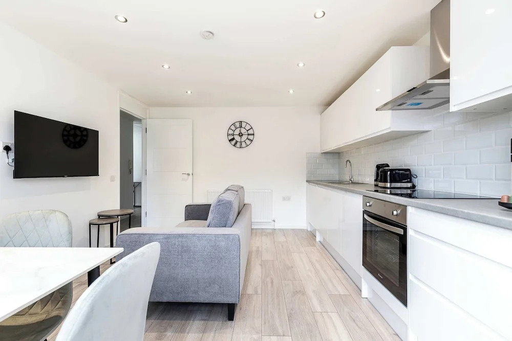 Finsbury Park Retreat: Modern Comfort