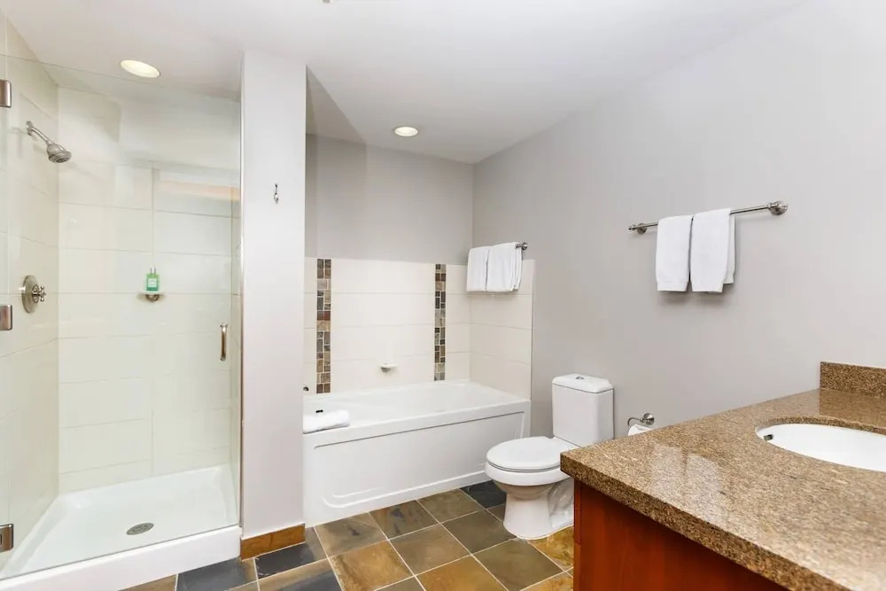 Capitol Peak Lodge by iTrip Aspen Snowmass