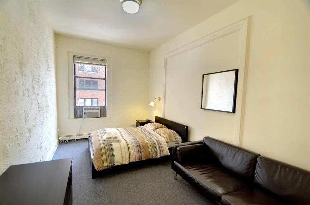 Stay Smart NYC 152 East 21st Street