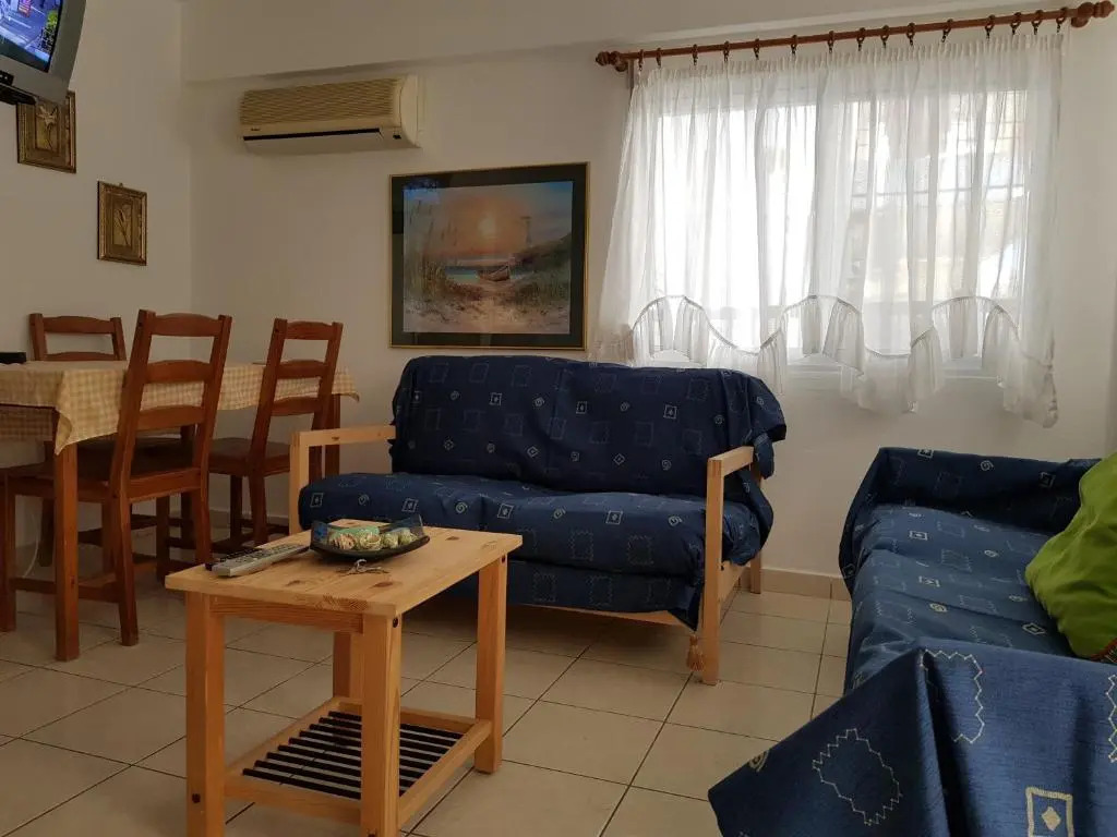 Flogita Beach House