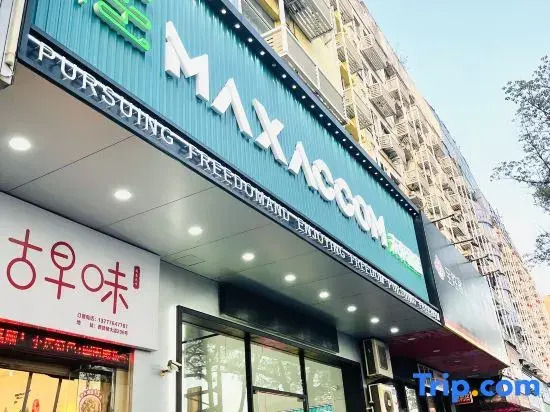 MAXACCOM
