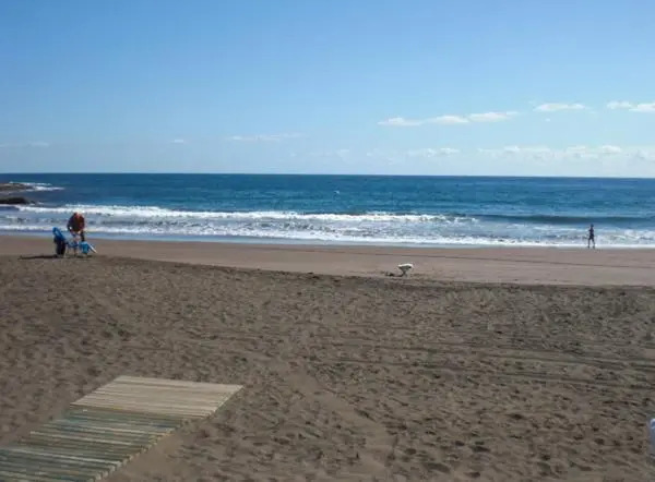 Salinetas Blue Surf House