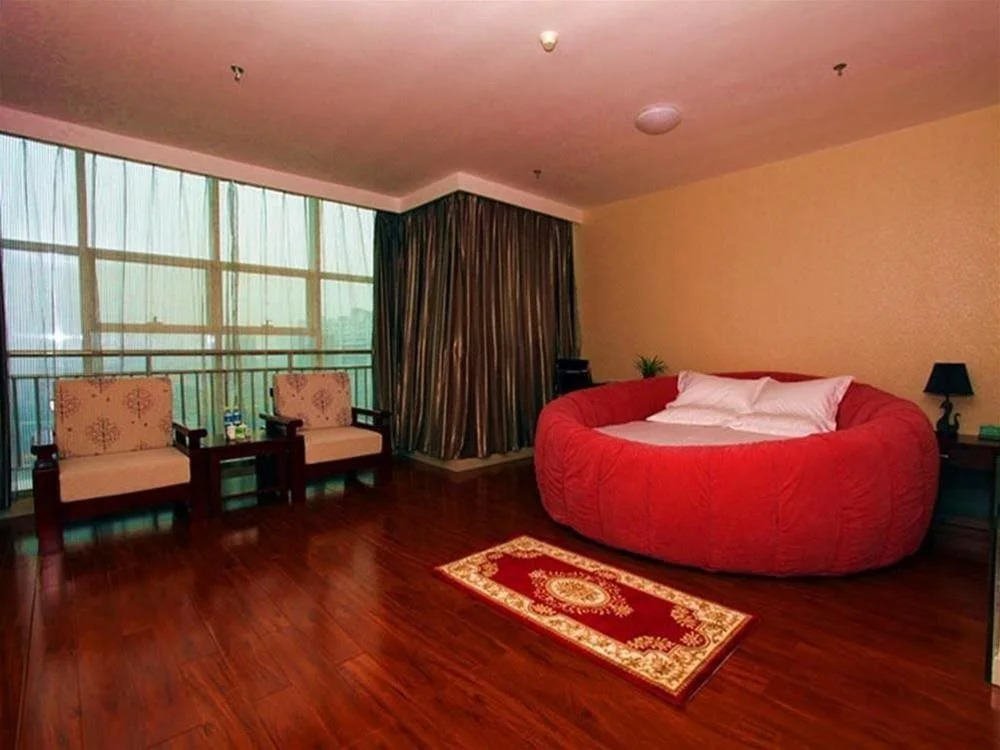 Green Tree Hotel