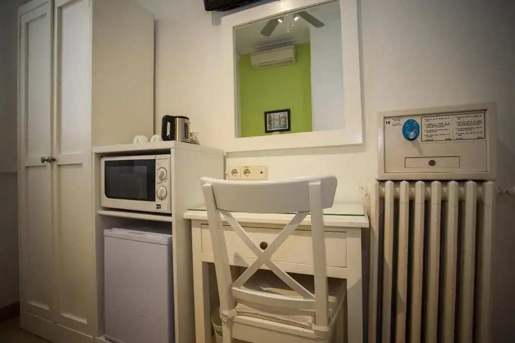 AVA Rooms