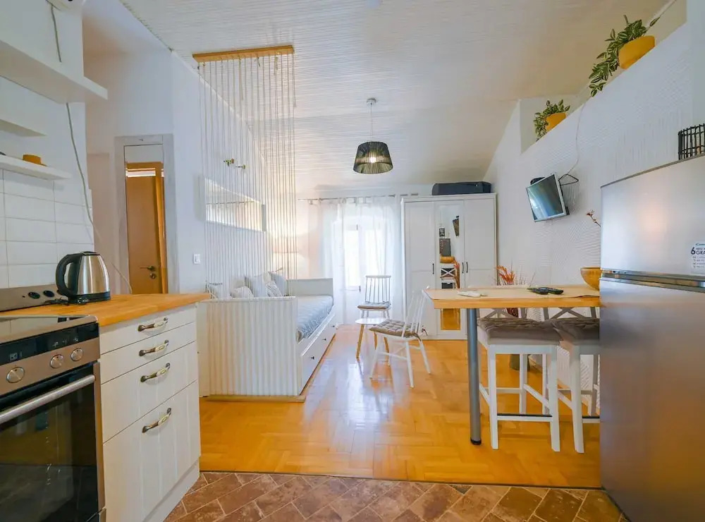 Snug and Stylish Downtown Rovinj Apartment