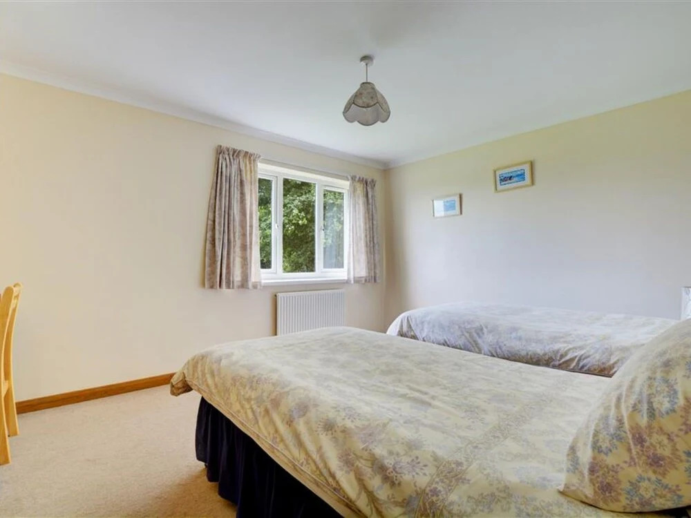 Spacious Holiday Home in Cornwall With Garden