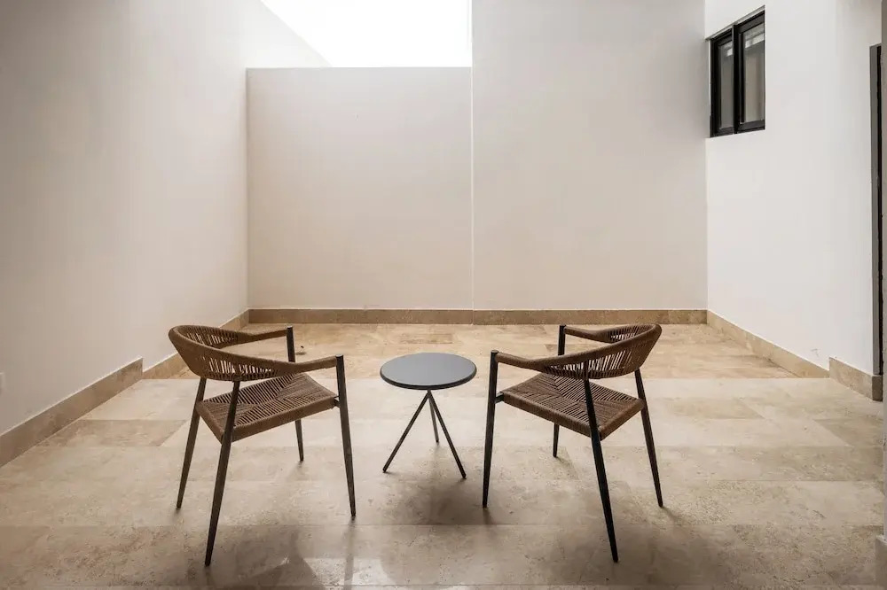 Cumbres Garden luxury apartments - By Aloja RV