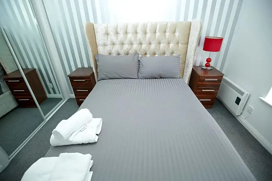 Wallace Apartment