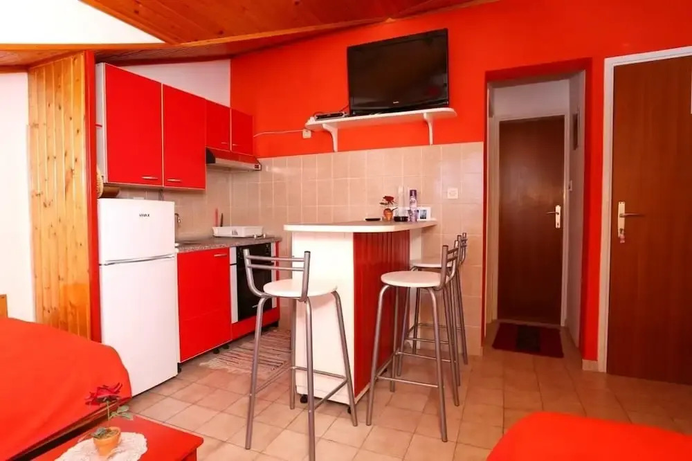 Apartments Ivo