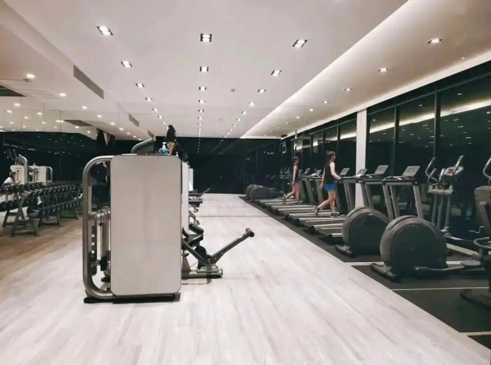 Blossom Condo Sathon-Charoenrat